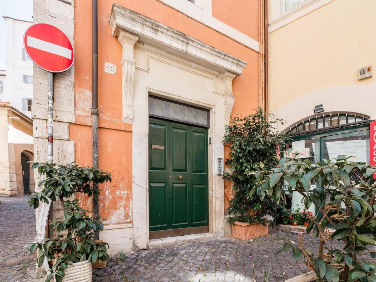 The Best Rent - Two-Bedroom Apartment With Terrace Near Trevi Fountain Rome Bagian luar foto